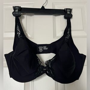 NWOT Soma Essentials unlined lace trim plunge bra. Size 38DD.